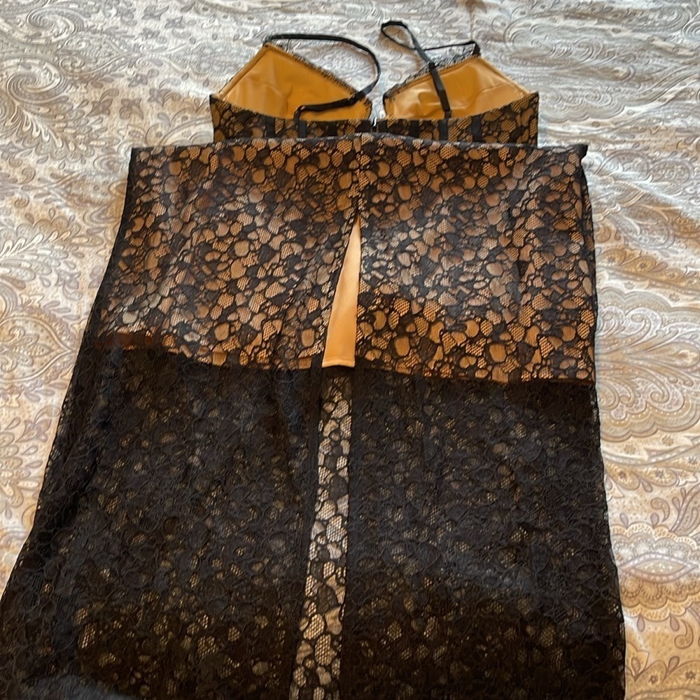Simhaki Ruth Dress - Picture 8 of 8